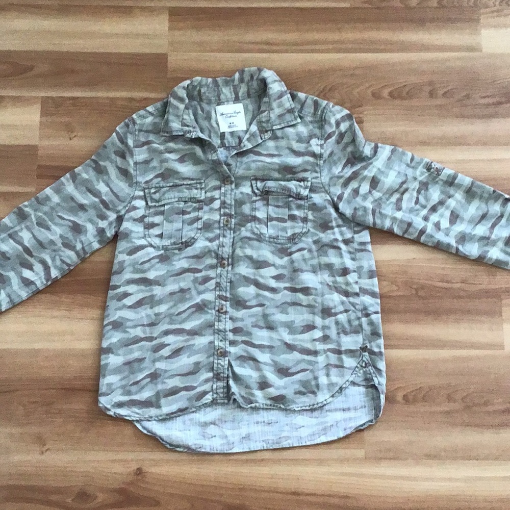 American Eagle Outfitters Shirt